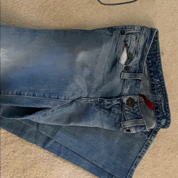 Women’s guess jeans - Picture 2 of 3